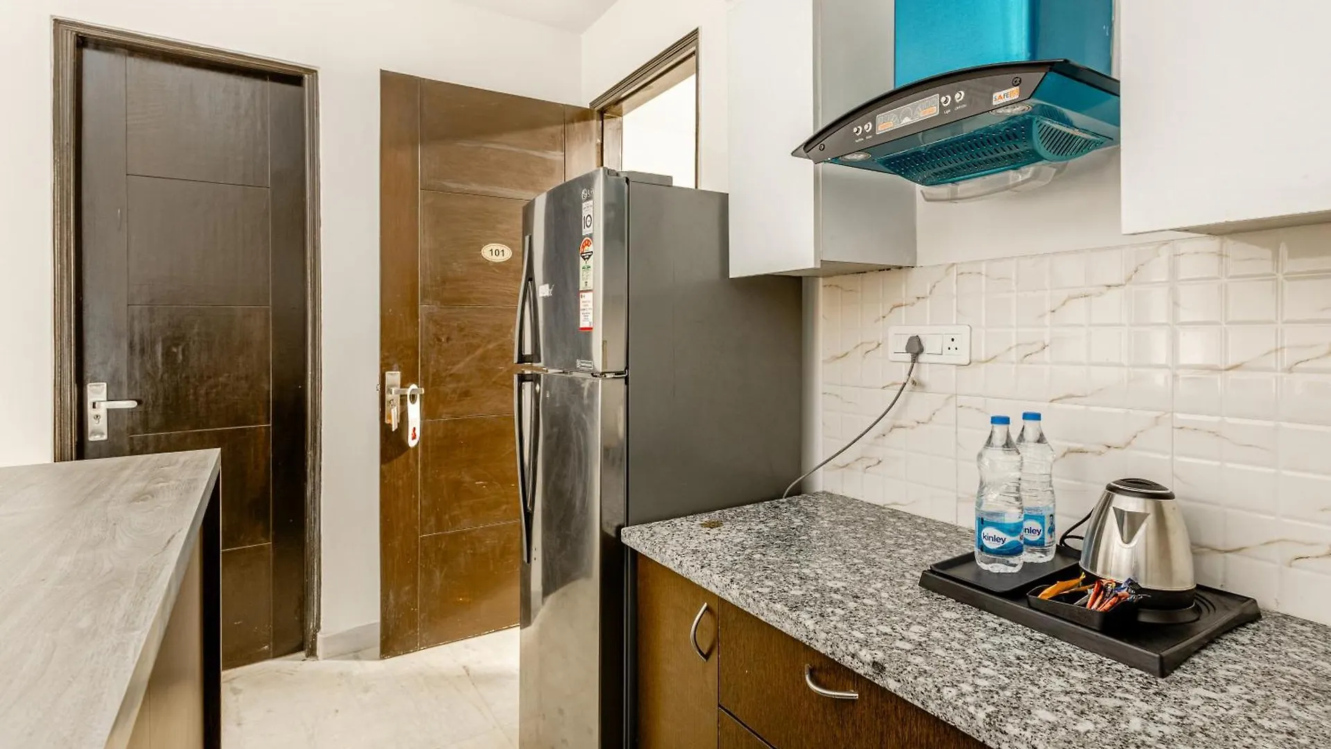 Lime Tree Service Apartment Golf Course Road, Gurgaon