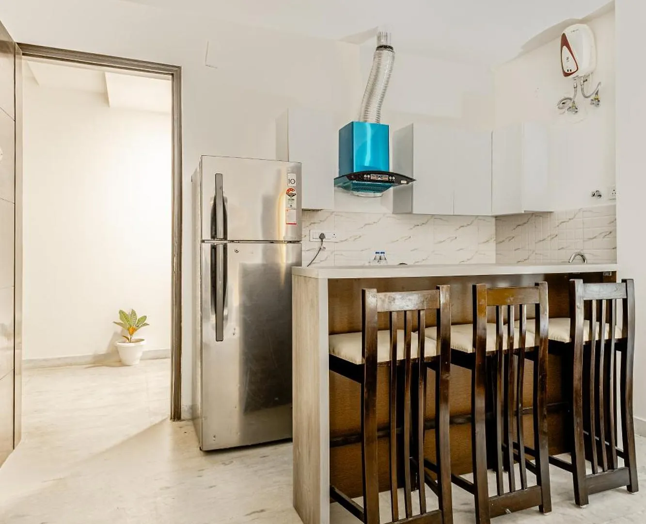 Lime Tree Service Apartment Golf Course Road, Gurgaon
